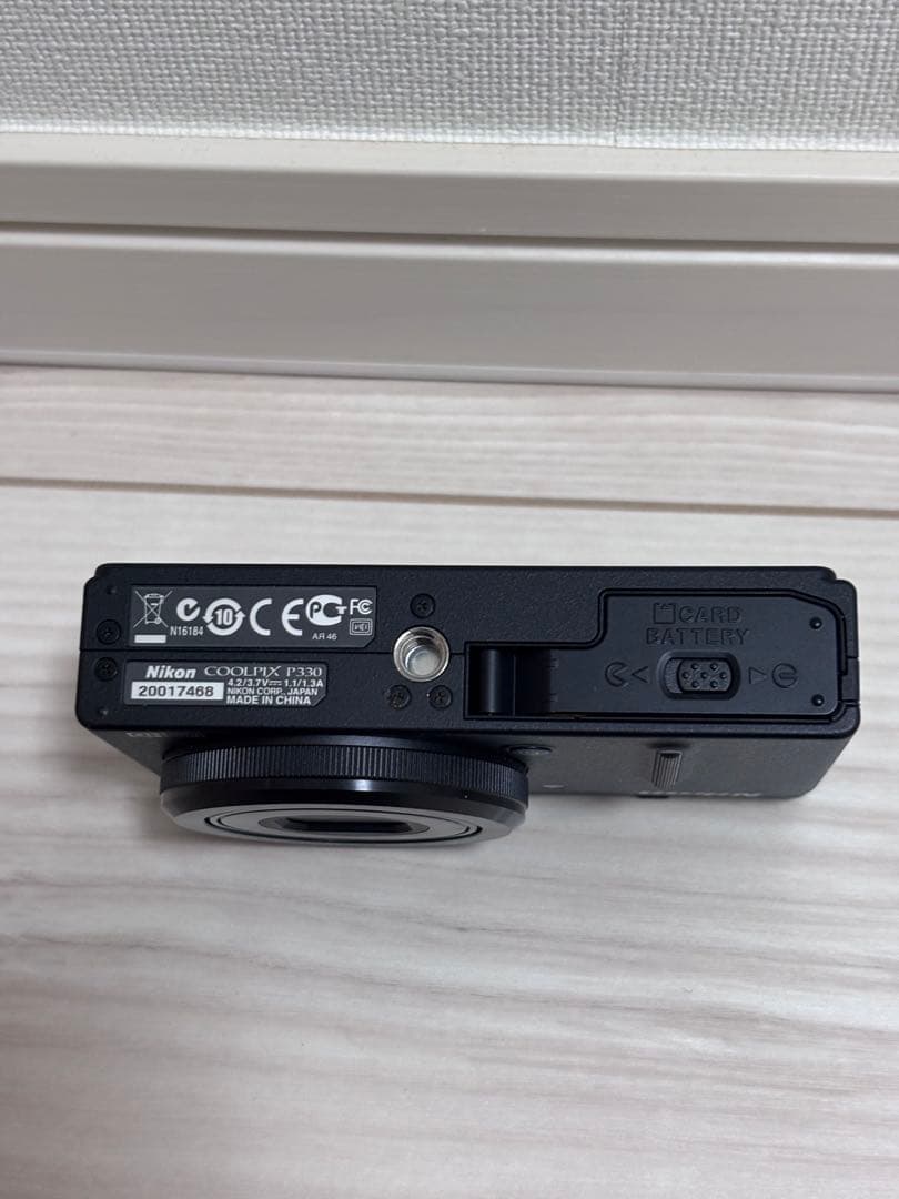 デジタルカメラ Nikon Coolpix P330