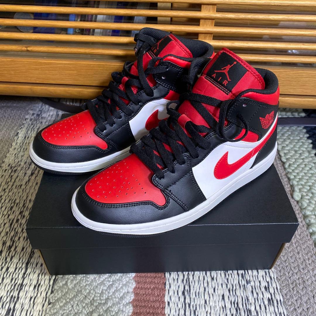【新品】NIKE ナイキ エアジョーダン 1 ミッド 27.0cm 黒赤白