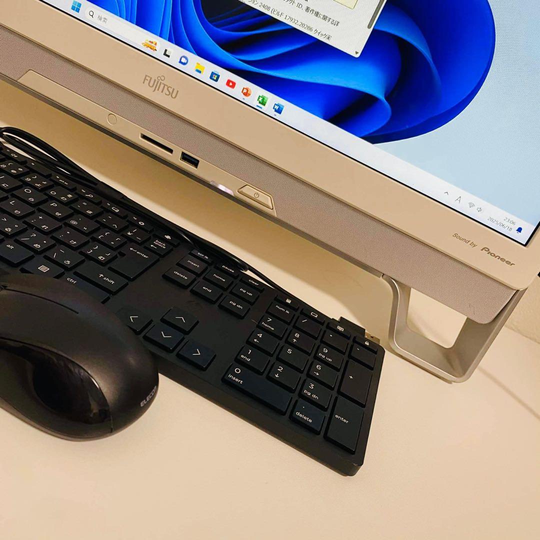 Y666 Fujitsu デスクトップ1TB大容量Windows11オフィス付き