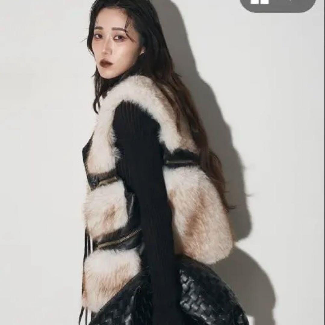 【新品未開封】andrea&coフェイクファーライダースベスト