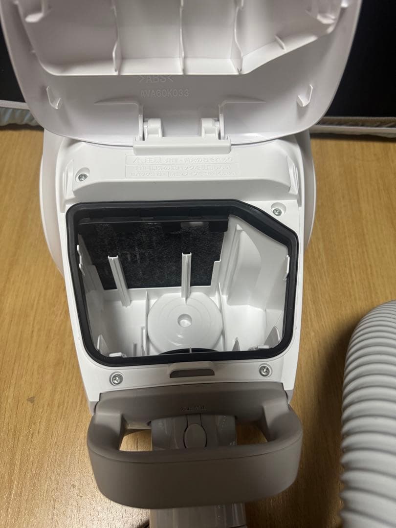 美品　Panasonic　MC-PJ240G-W 紙パック式掃除機