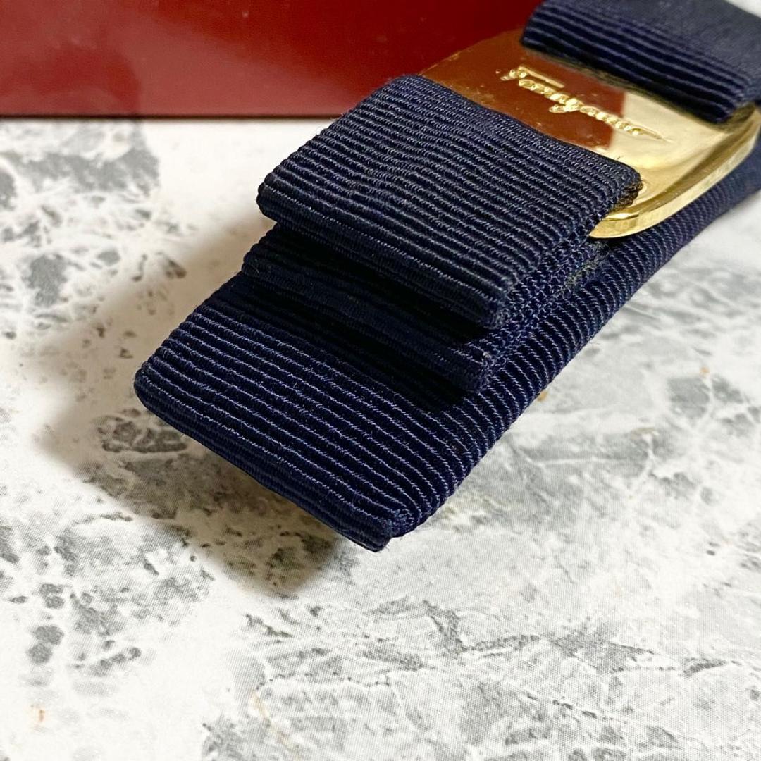 サルヴァトーレ フェラガモ バレッタ ヴァラリボン 髪留め ブラック