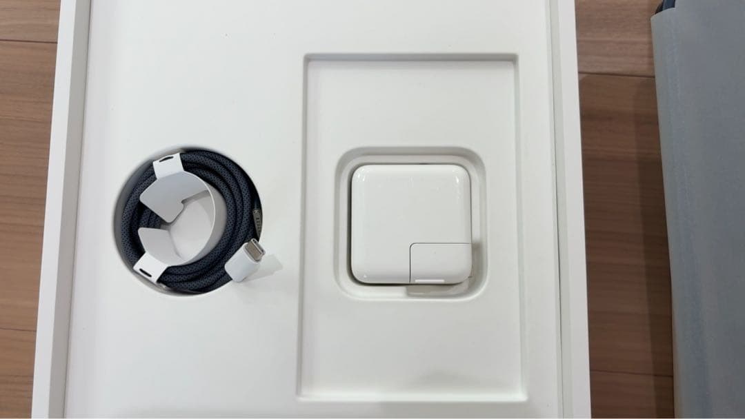 MacBook本体 MacBook air 13inch M2