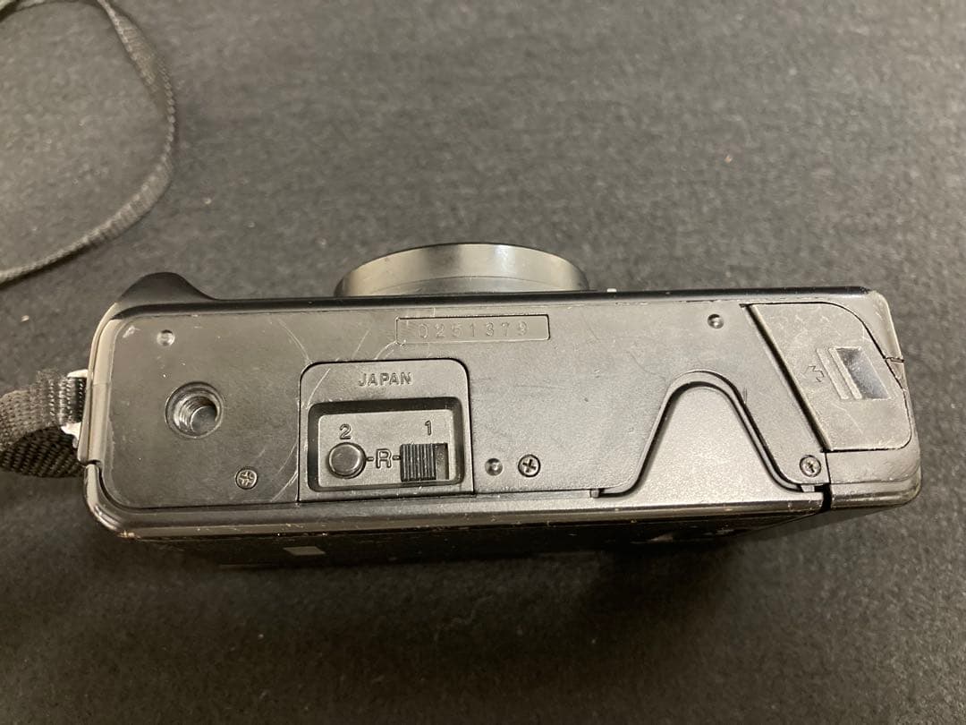 一眼レフNikon L35AF 前期型（赤ライン・初期ロット）