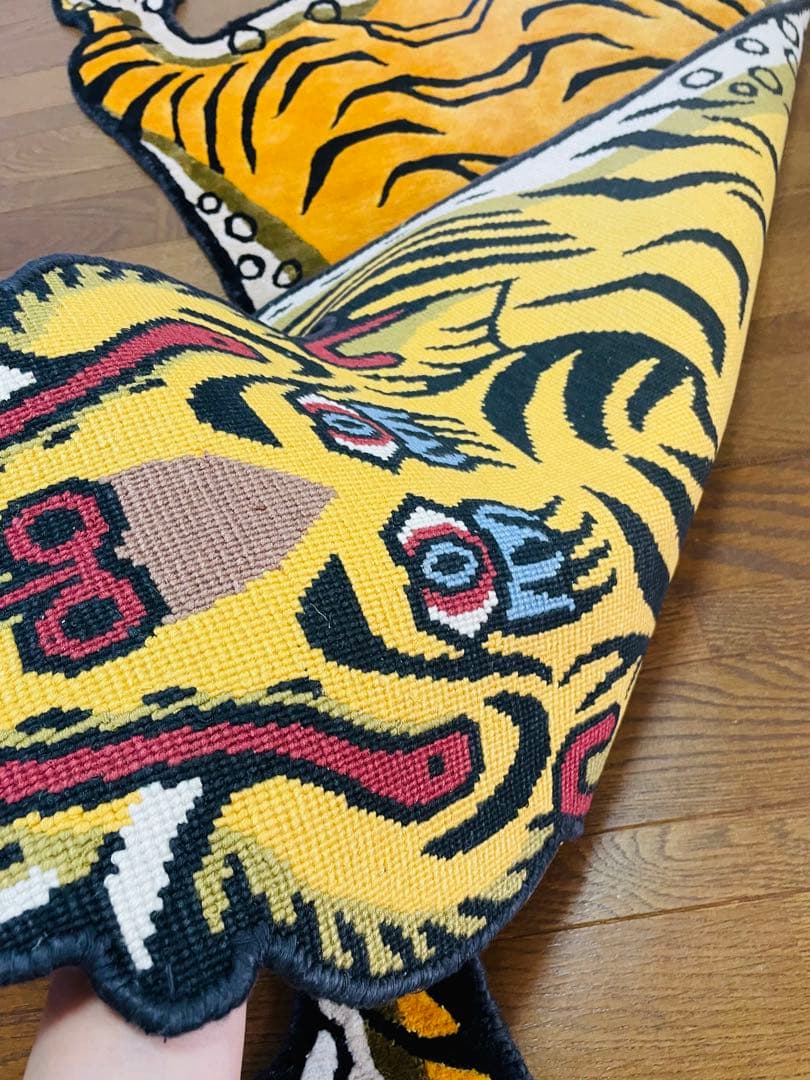 【SALE】高級シルク製 本革 チベタンタイガーラグ L146.5cm 希少
