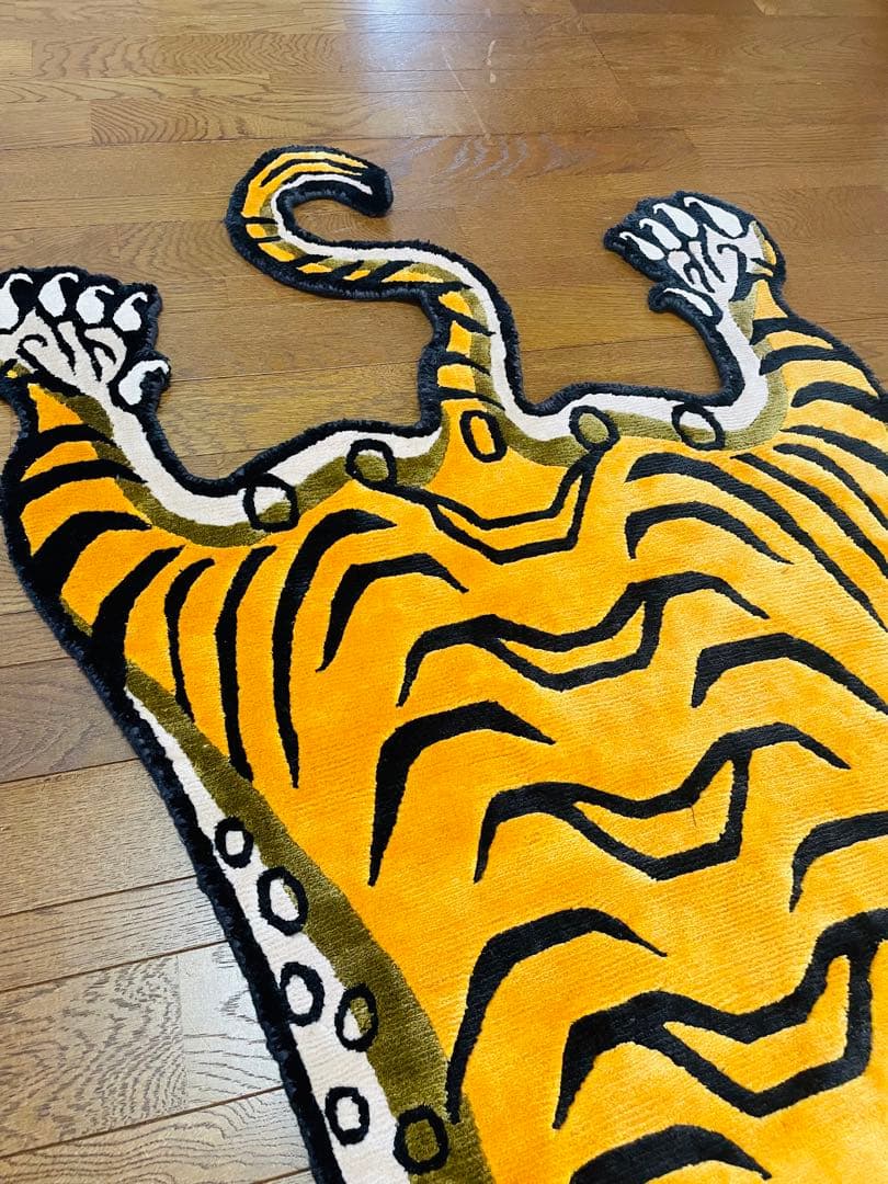 【SALE】高級シルク製 本革 チベタンタイガーラグ L146.5cm 希少