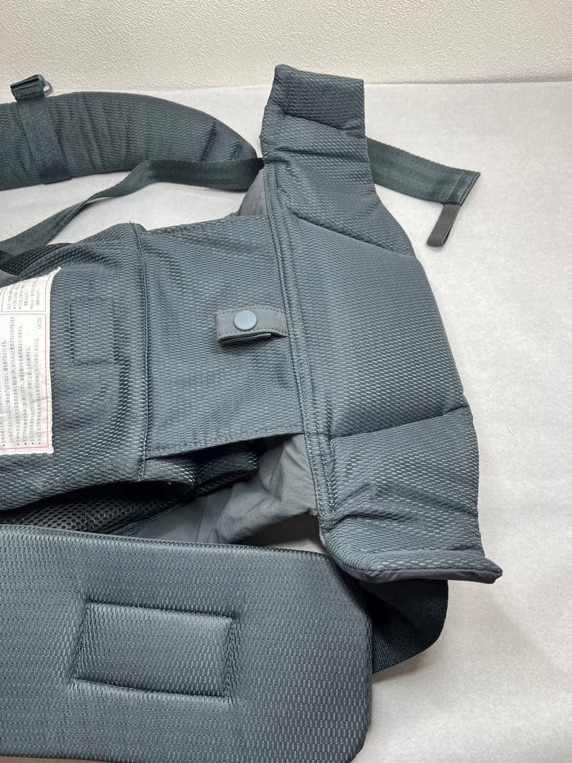 ピトレスク × グリーンレーベル 抱っこ紐 コラボモデル グレー