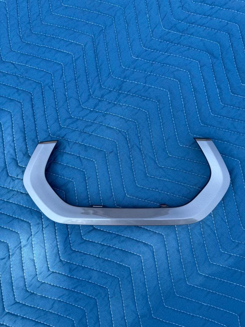 新型フォレスター　ＳＬフォレスター　ガーニッシュ　一式（フロント・サイド・リヤ）