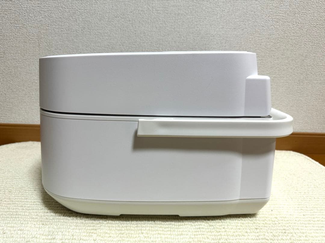 パナソニックSR-VSX109 スチーム&可変圧力IH炊飯器 2019年製