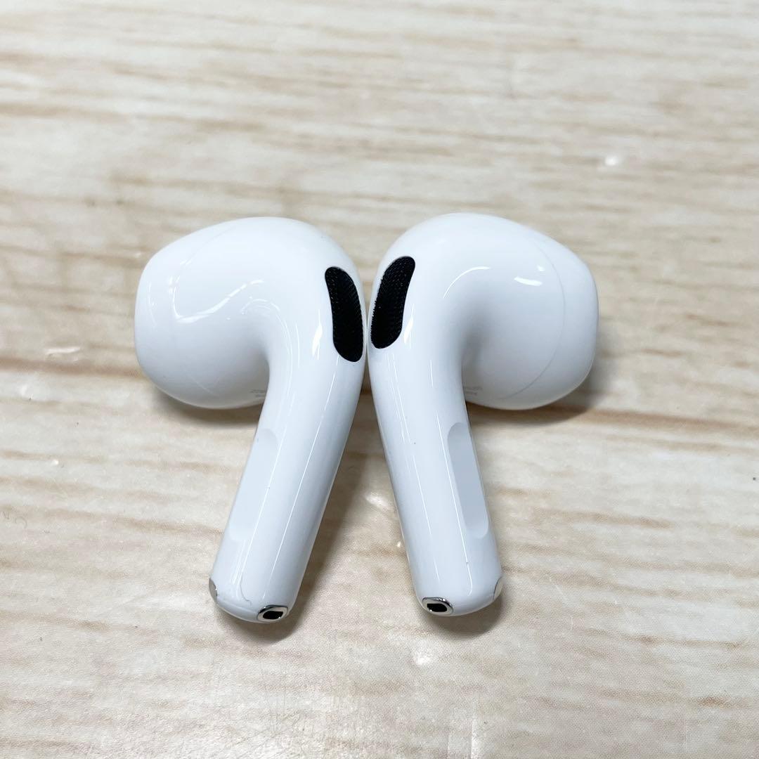 AirPods（第4世代）アクティブノイズキャンセリング搭載 mxp93j/a