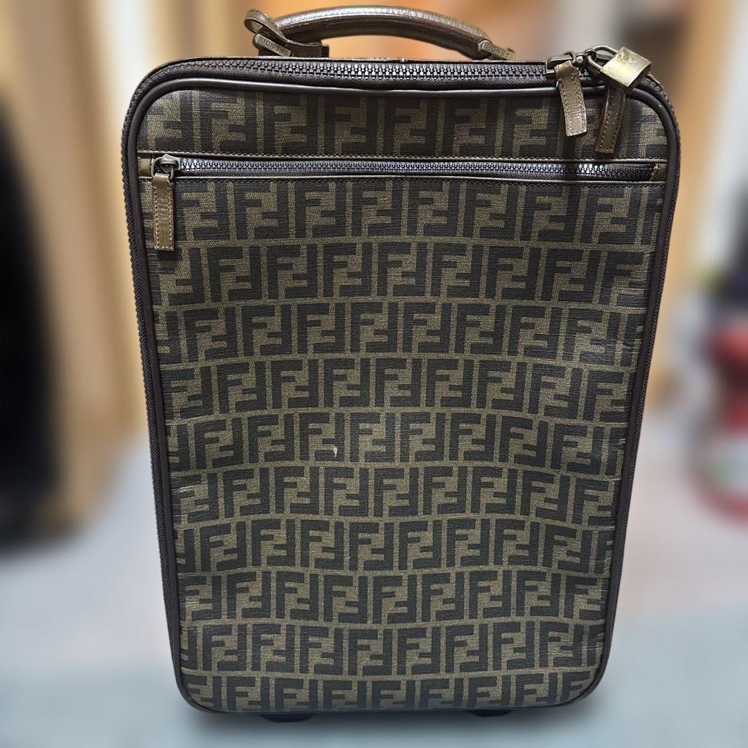 FENDI FFロゴボストンバッグ