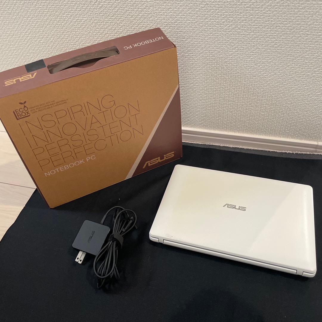 surface RTとASUSのノートPCのセット