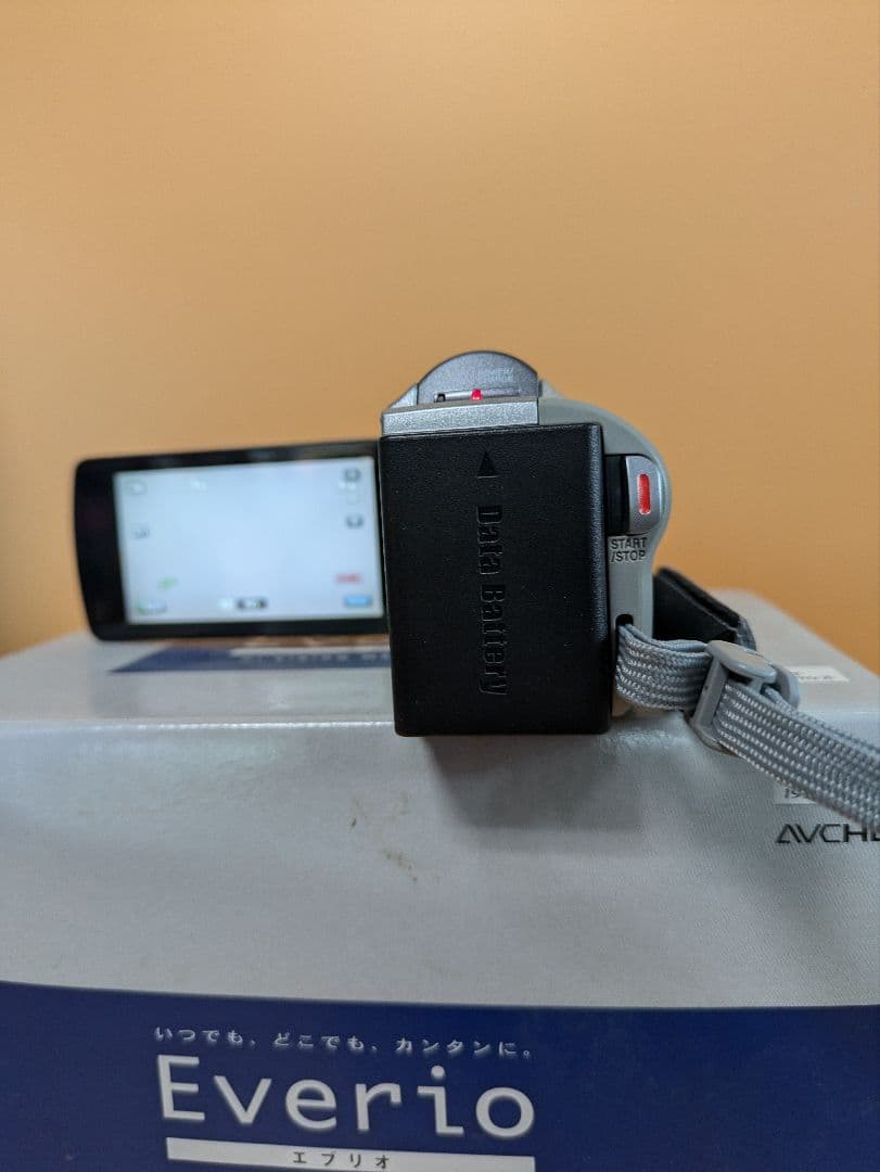 JVC Everio ビデオカメラ GZ-242