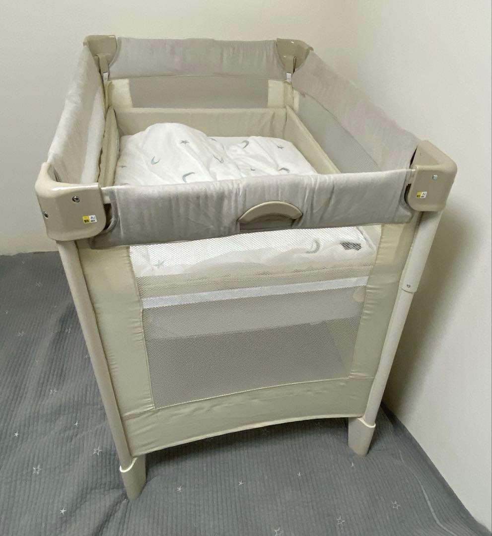 りょうこ⭐︎　極美品Apricaベビーベッド ココネルエアープラスAB