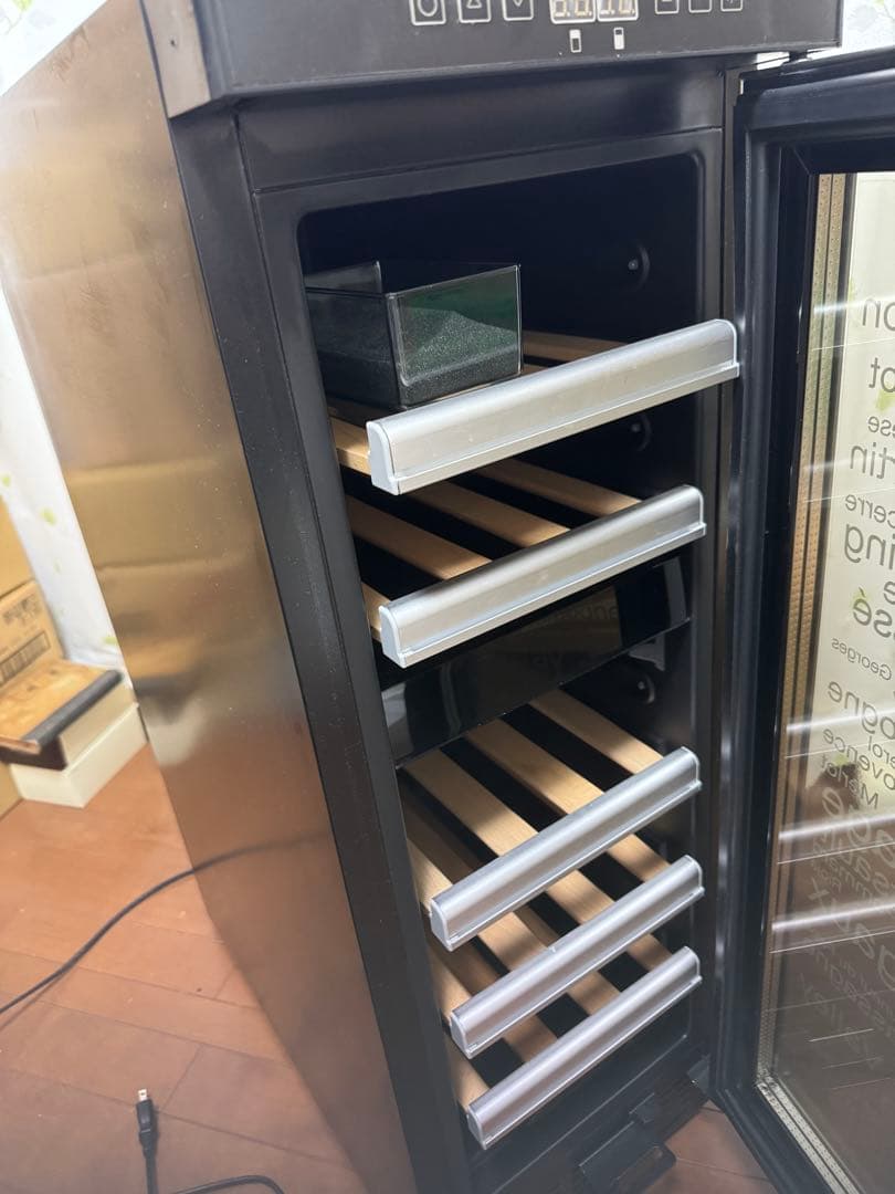 ワインセラー　DOMETIC社製