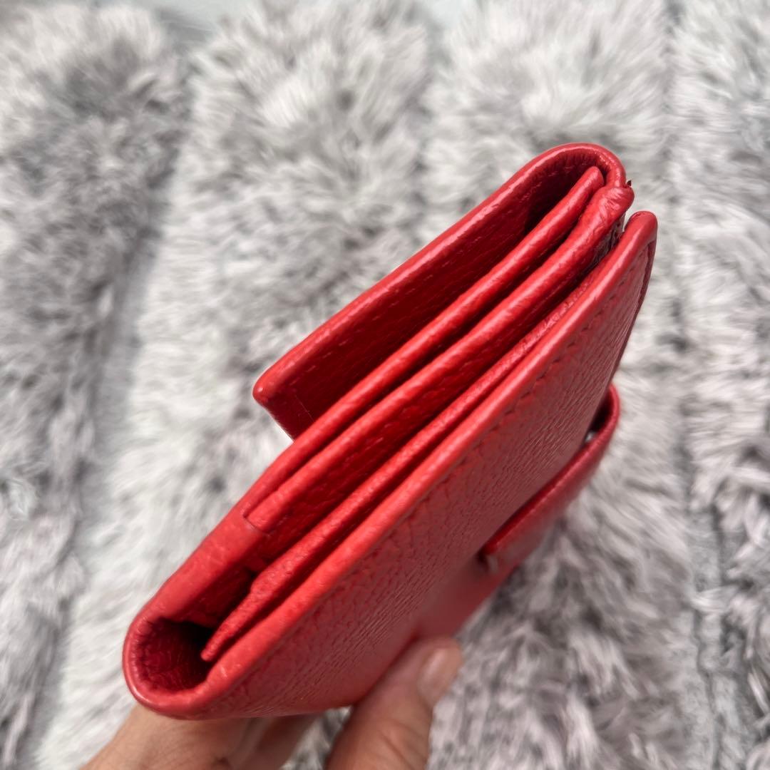 美品✨GUCCI ロゴプレート　シボレザー　長財布　　レッド　シルバー Wホック