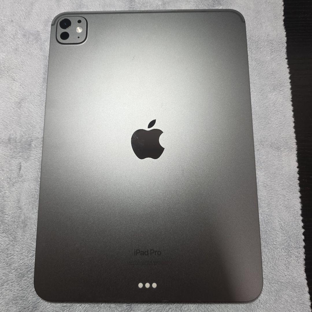 Apple11インチiPadProM4　512GB　WI-FIモデル容量100%