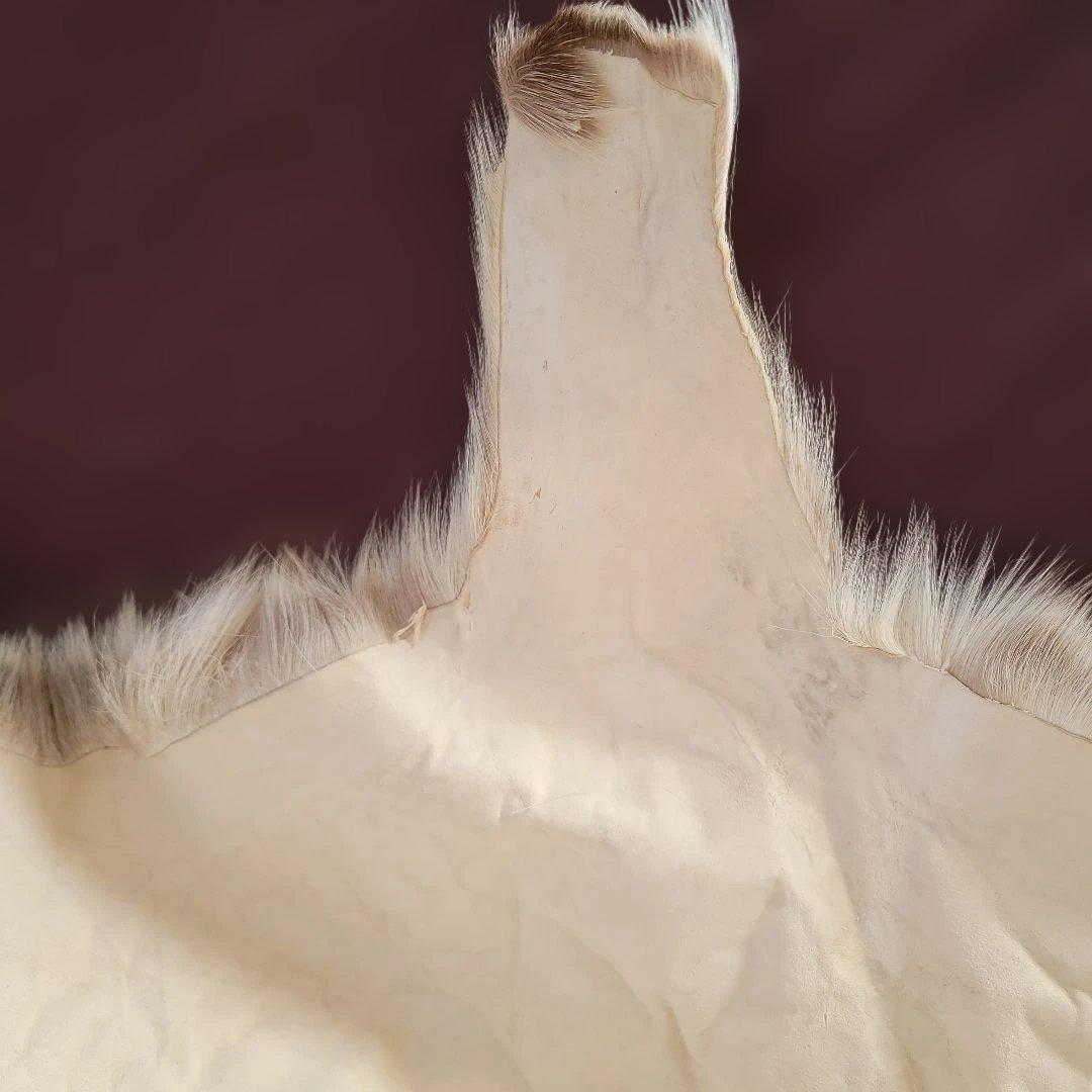 トナカイ毛皮　高級毛皮ラグ