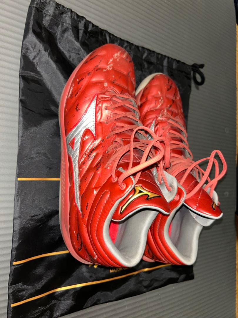 ミズノプロ　クッションレボ　ミドルカット