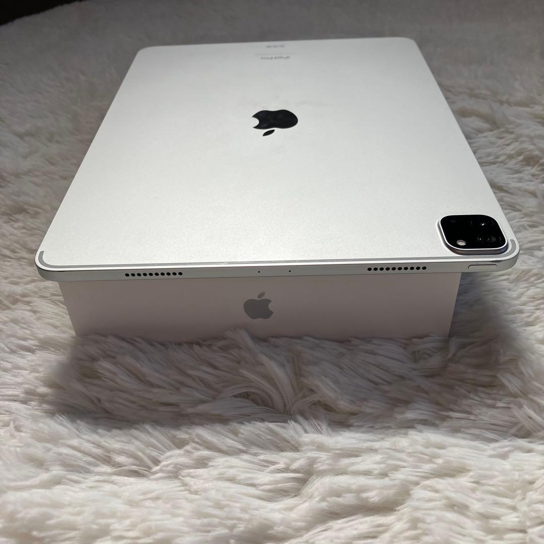 【早い者勝ち】iPad Pro 12.9第6世代 128GB 【すぐ発送】