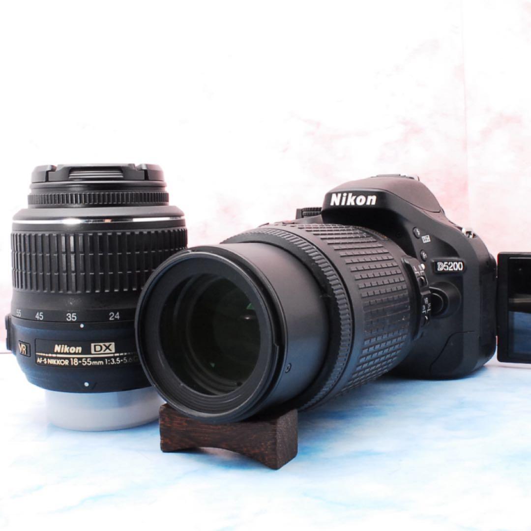 ニコン D5200☆一眼レフカメラ☆手ぶれ補正Wレンズ☆美品＆ショット数少！
