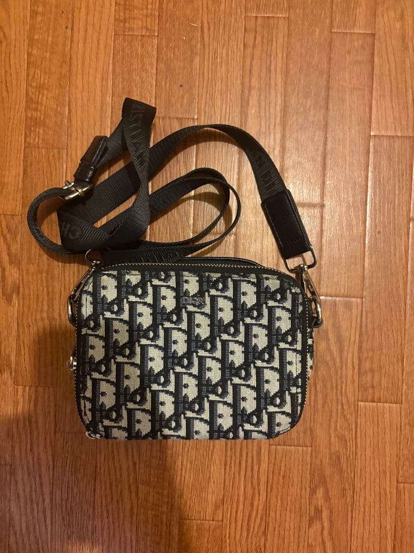 DIOR ショルダーバッグ　ディオール　dior