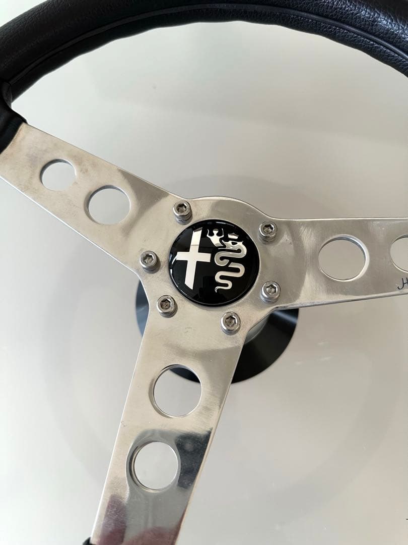 【希少】アルファロメオ用 ヘレボーレステアリング　ボスセット