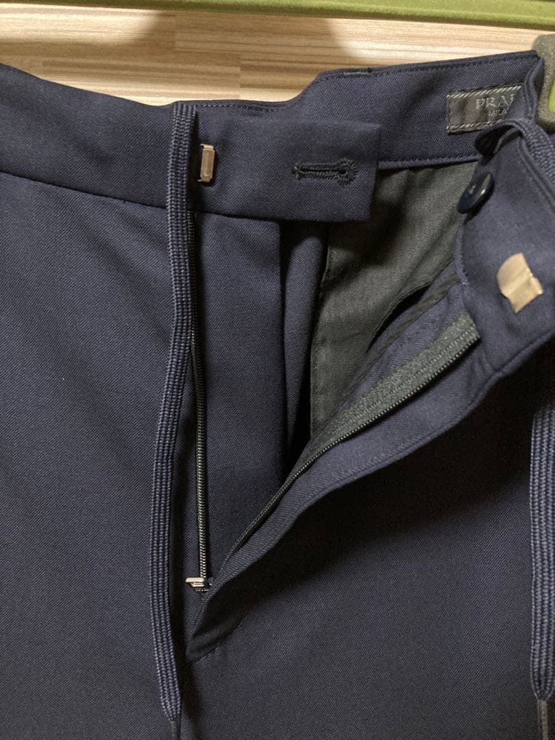 【新品未使用】PRADA（プラダ）22SSウールワイドスラックス・トライアングル