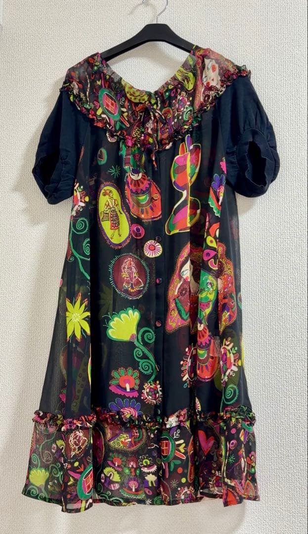 トクコ カラフル柄 フリル付きチュニック