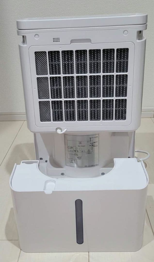 ほぼ新品 2025年製 タンスのゲン コンプレッサー式 除湿機 JO08