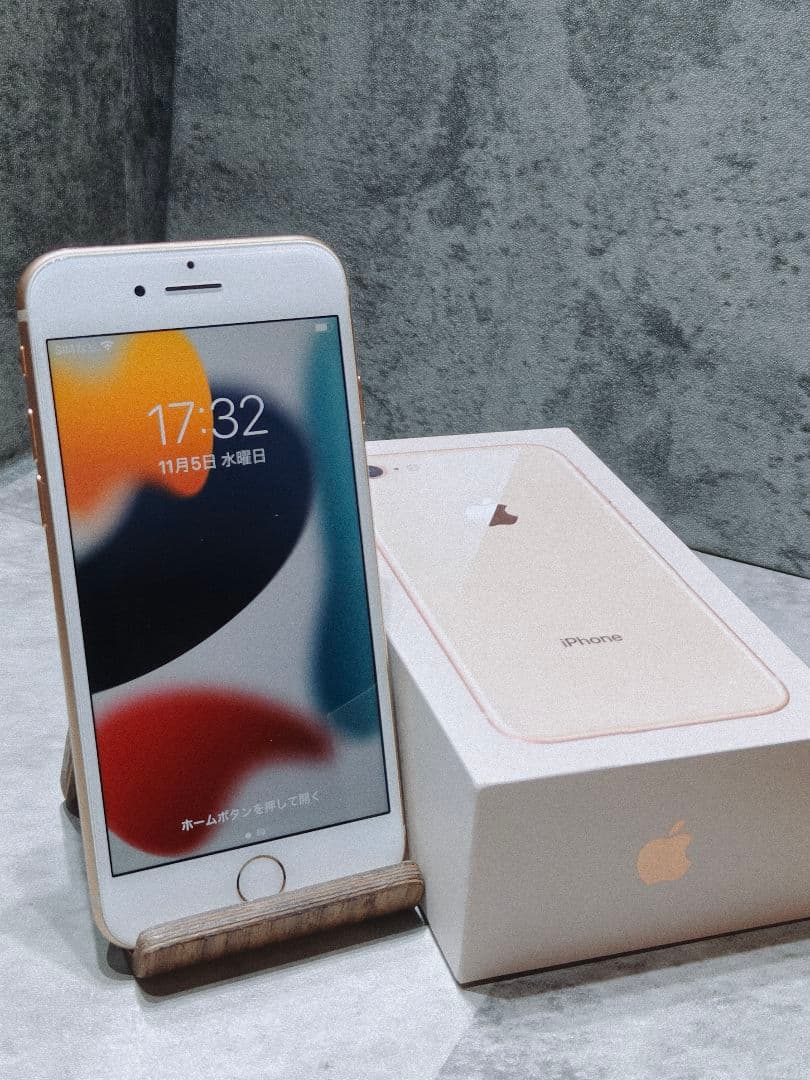 iPhone8 64GB SIMロック解除済み