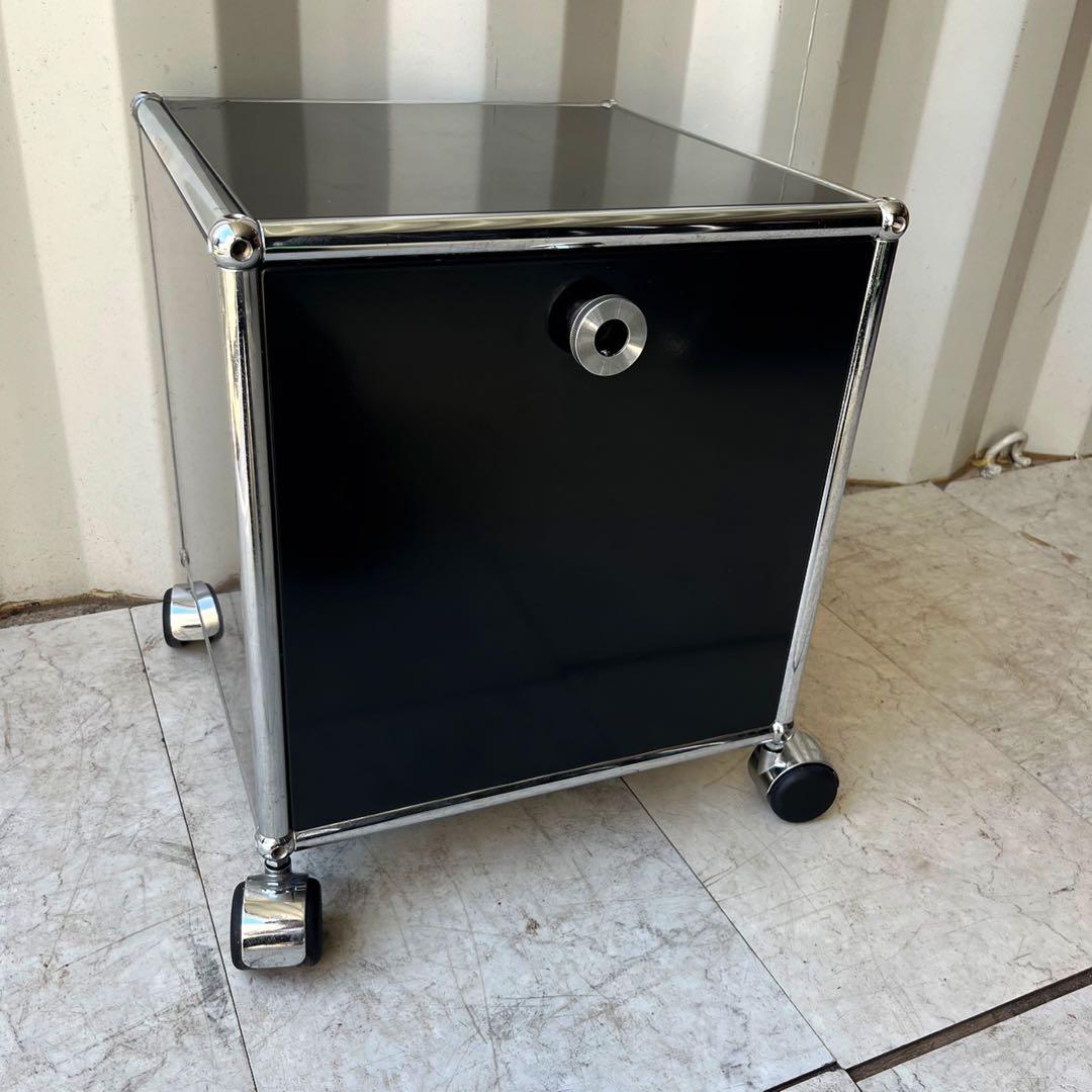 取付無料！USMハラー 1列1段 ブラックモダンワゴン 小さめキャビネット✨