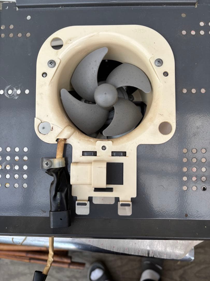 『速暖！』東芝　浴室暖房機　1200ｗ　壁掛け用