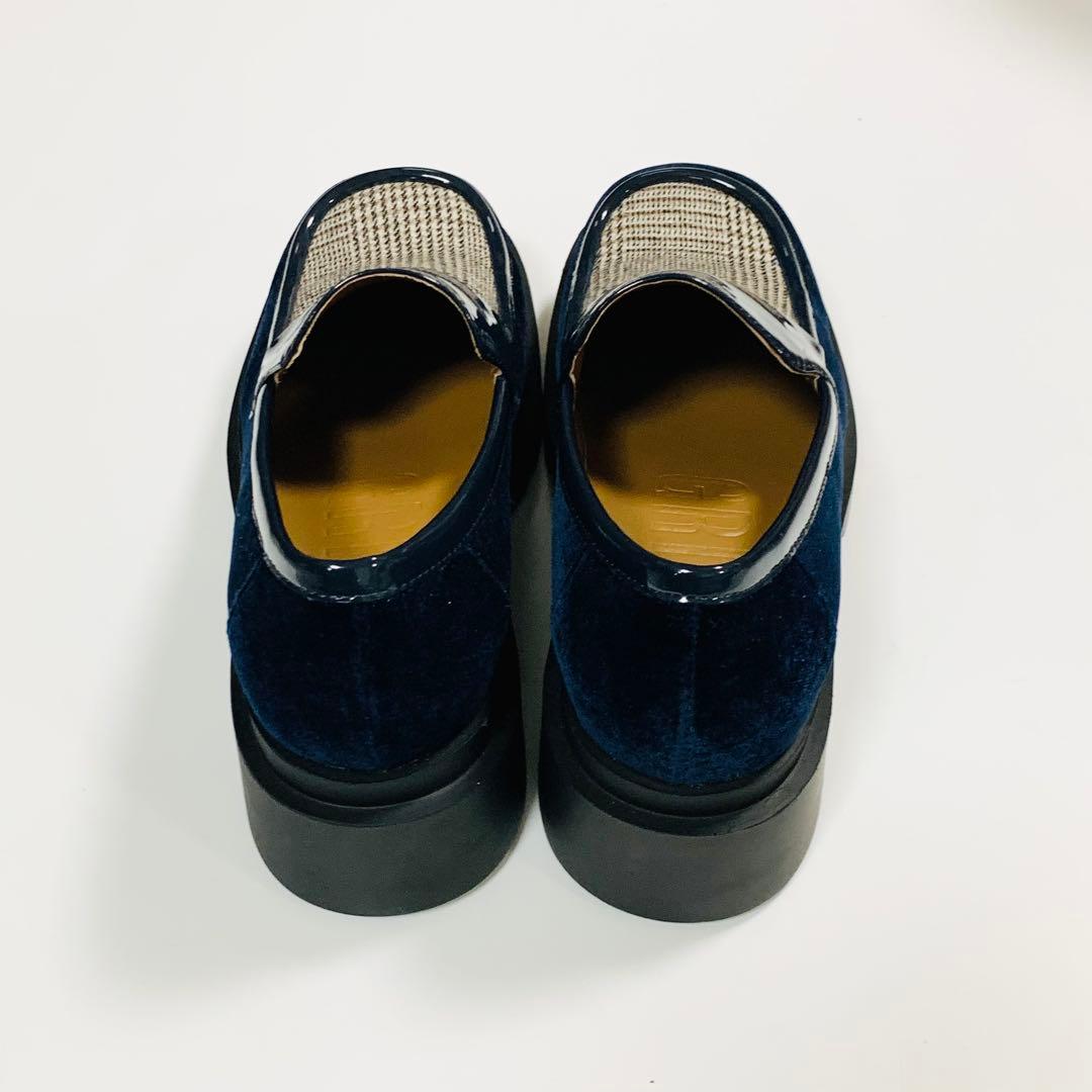 〈新品〉ル タロン（Le Talon）GRISEタンクソールローファー