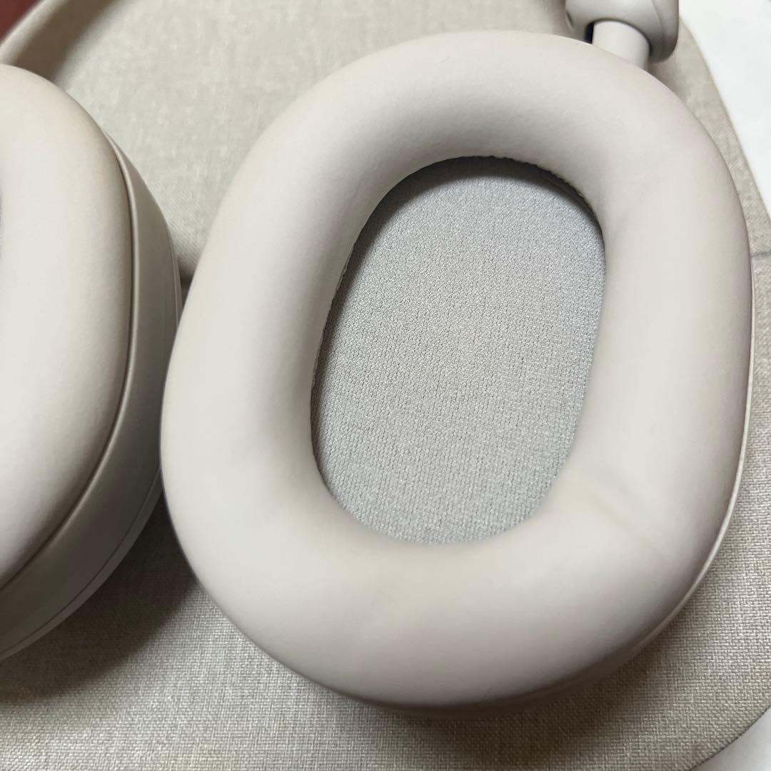 SONY WH-1000XM5 プラチナシルバー　ケース付き