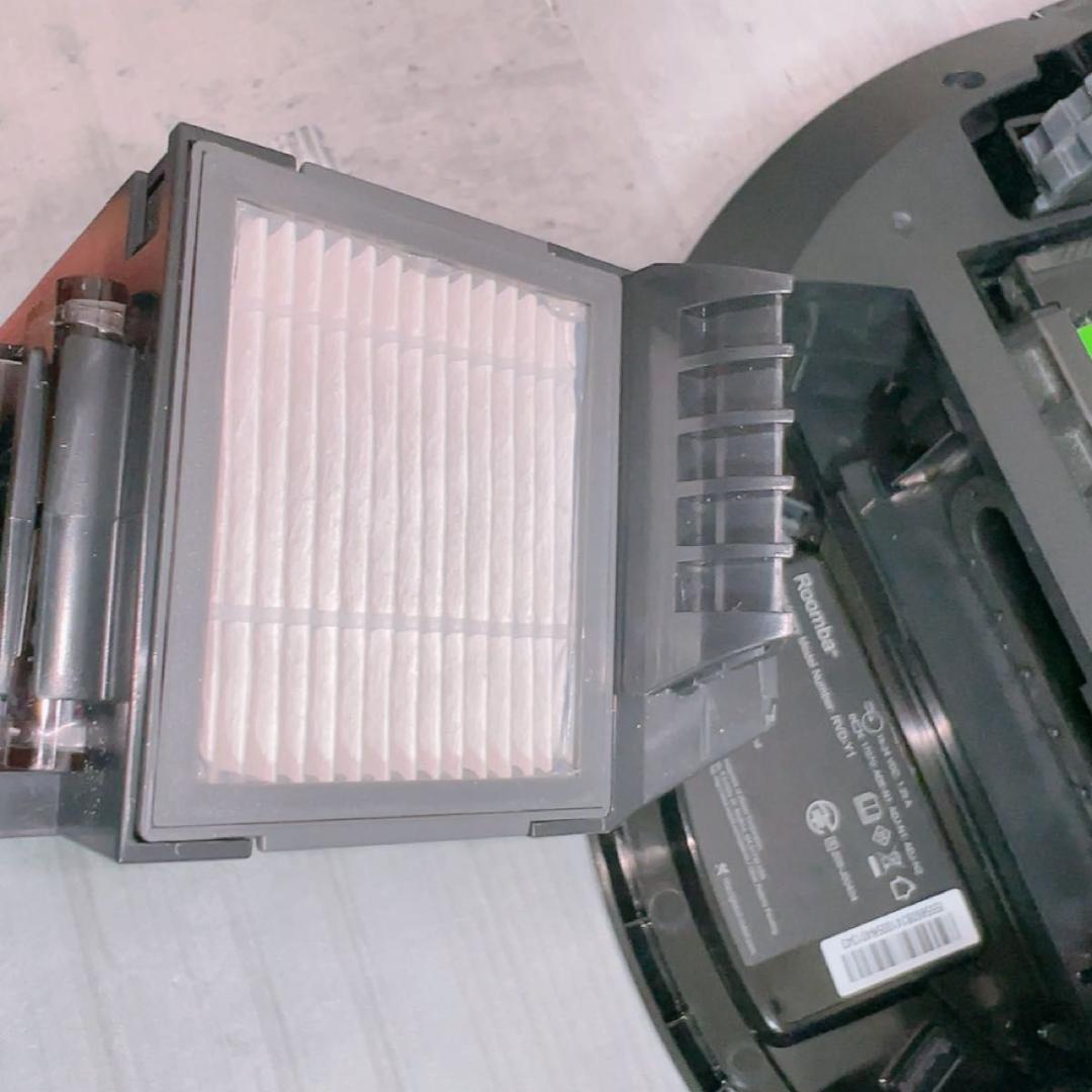 【清掃済み！】ルンバ i5+ アイロボット ロボット掃除機 i555860