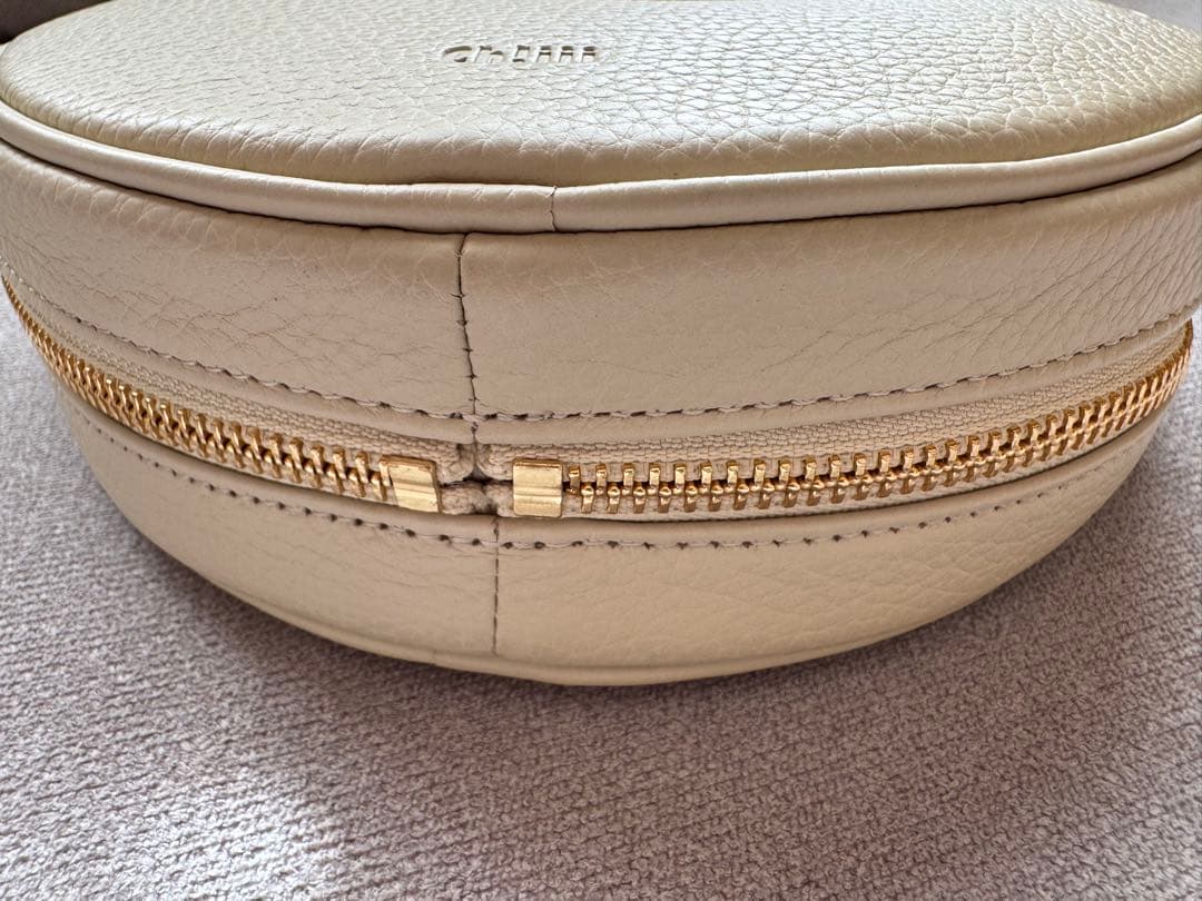 ch!iiibag レザーハートショルダー オフホワイト　チーバッグ