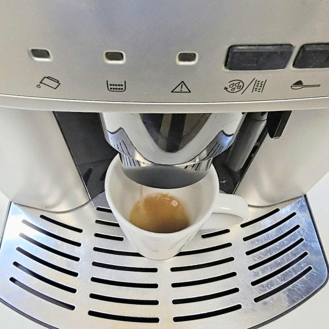 デロンギ エスプレッソマシン マグニフィカ ESAM2200SJ