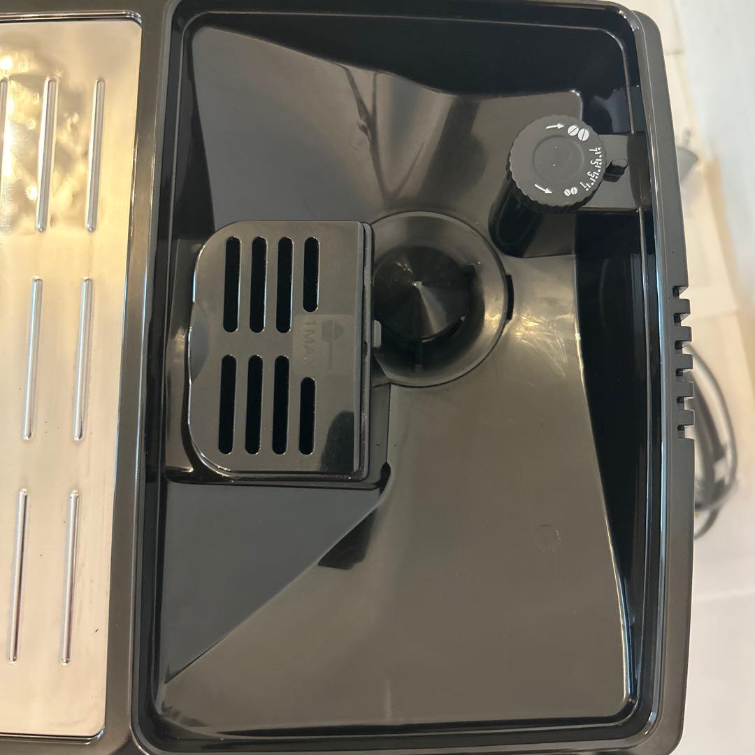 DeLonghi デロンギ マグニフィカS 　ECAM23120BN