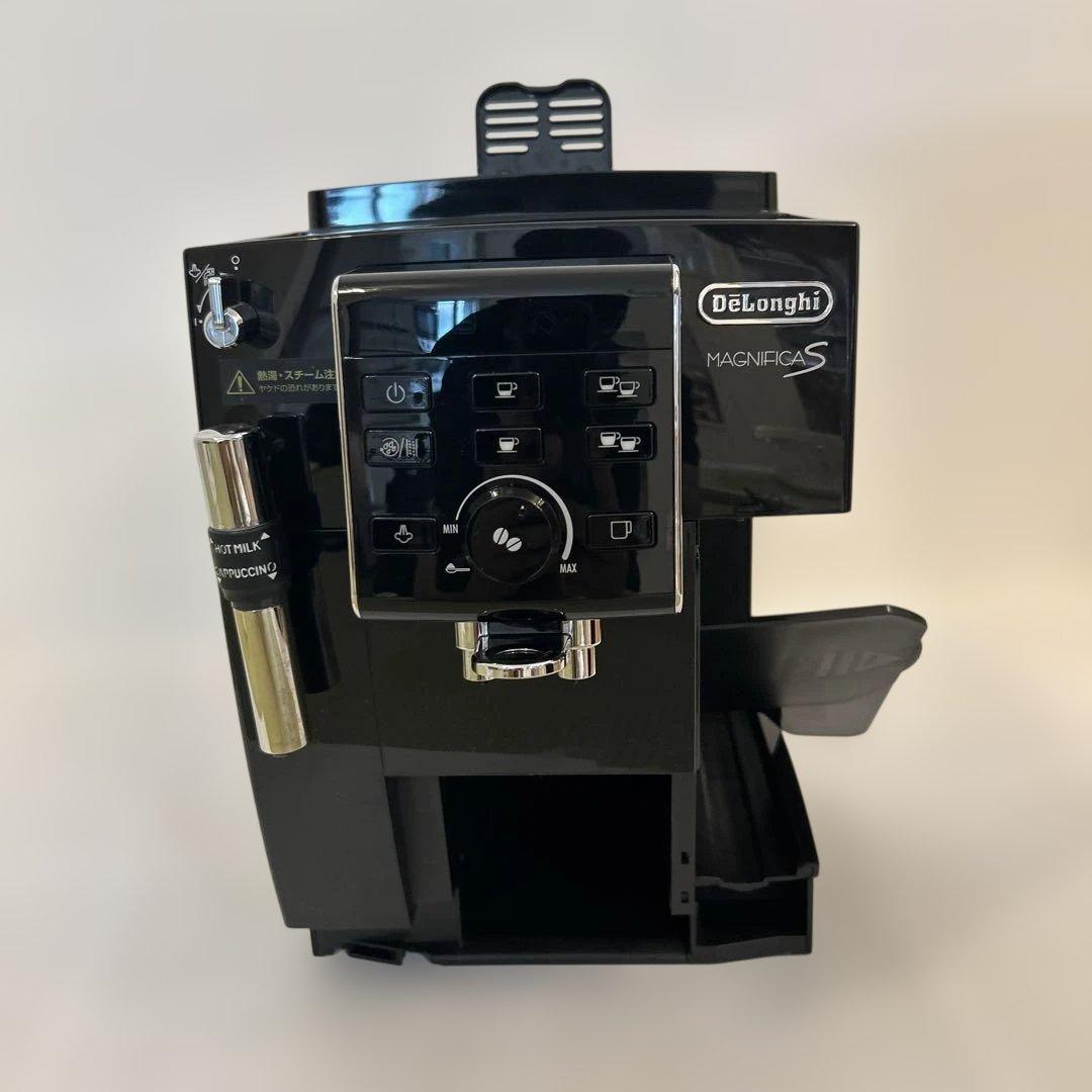 DeLonghi デロンギ マグニフィカS 　ECAM23120BN