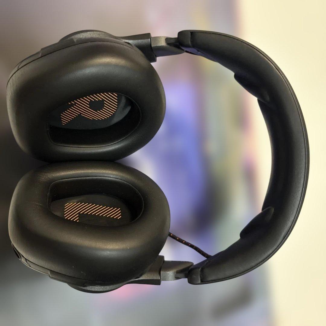 JBL Quantum One ゲーミングヘッドセット