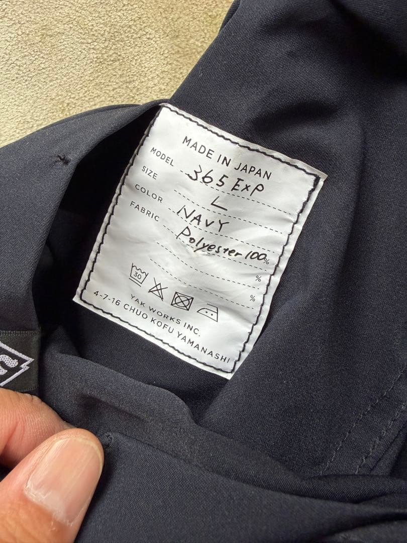 TORAYA EQUIPMENT ネイビーショートパンツ