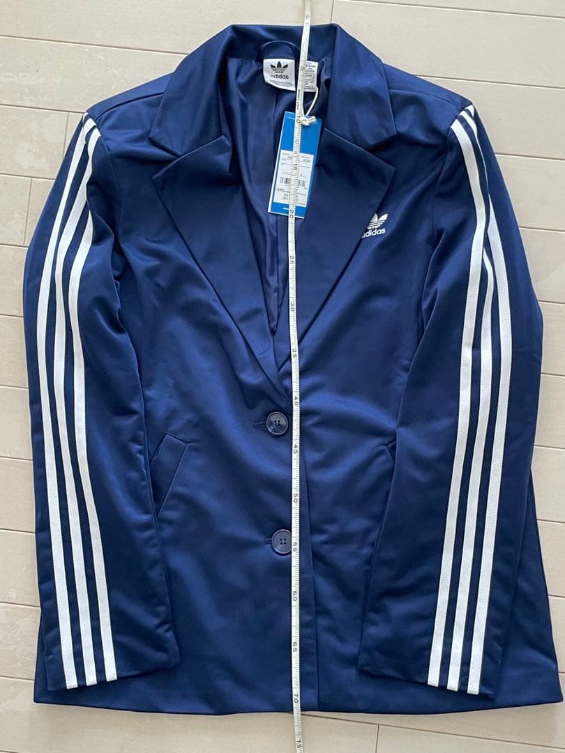 adidas Originalsクラシックス スリーストライプスブレザー未使用品