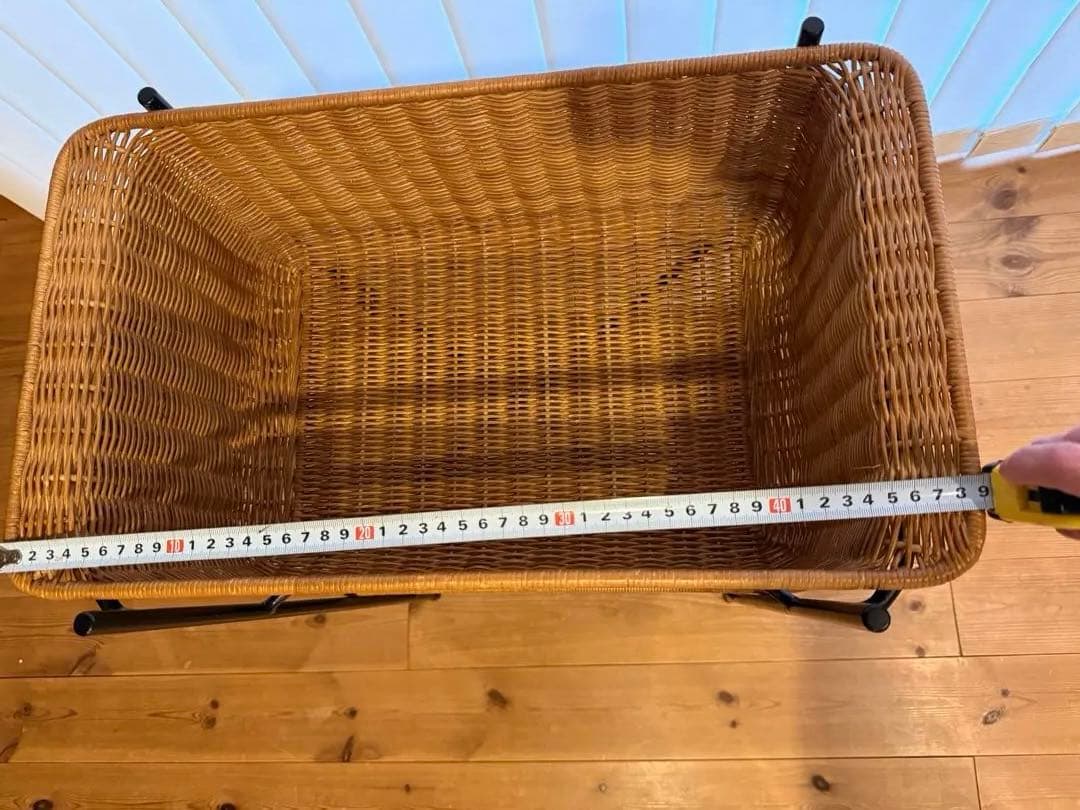 イデー　ワラビーバスケットスタンド