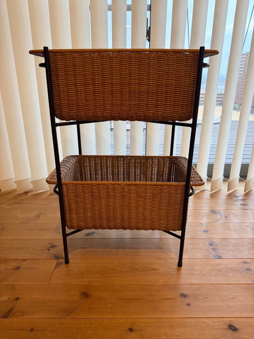 イデー　ワラビーバスケットスタンド