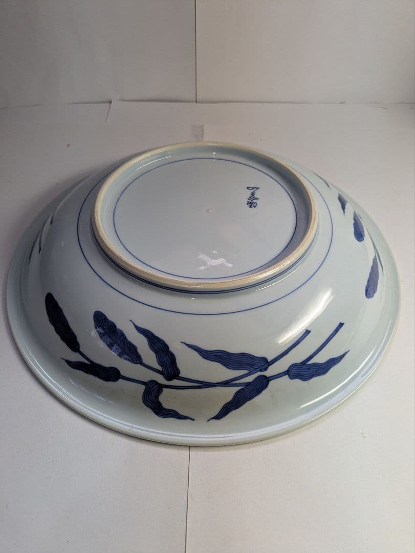 有田焼、　館林源右衛門窯、『染付粟鶉図大皿』、銘「源右衛門」有、皿立付、箱無