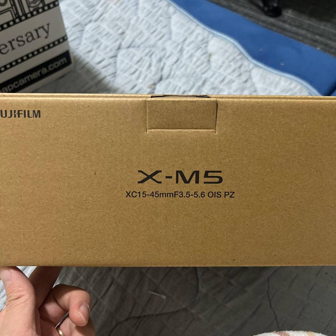 X-M5 XC15-45mm レンズキット　ブラック