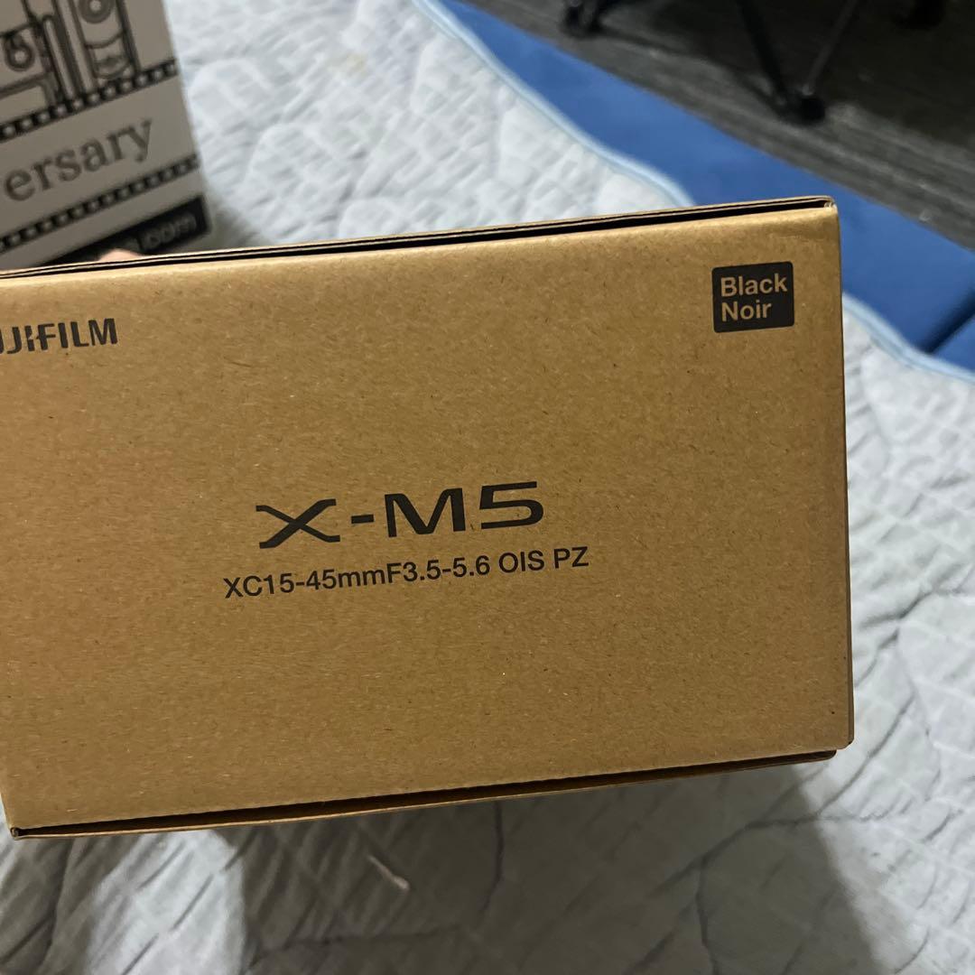 X-M5 XC15-45mm レンズキット　ブラック