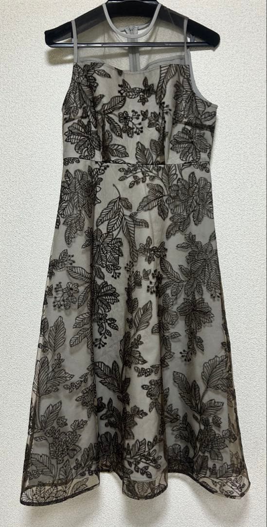 【LEJA】「Sサイズ」チュールパイピングリーフベルトAラインワンピースドレス