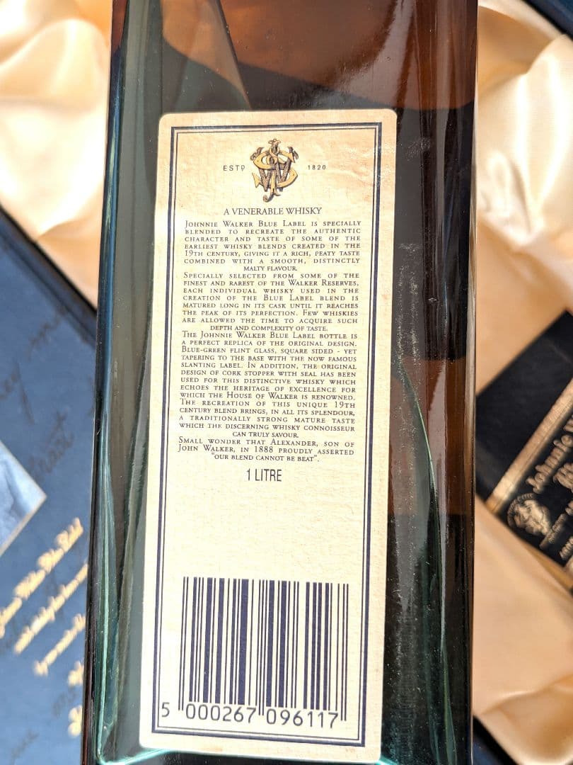 Johnnie Walker Blue Label 1000ml 旧ボトル